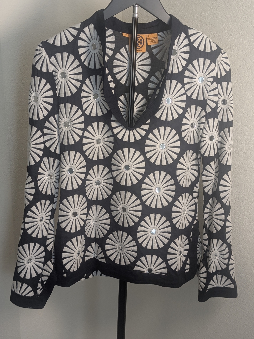 Tory Burch Embroidered Mirror Appliqué Navy Ivory Cotton Long Sleeve Top Size 6